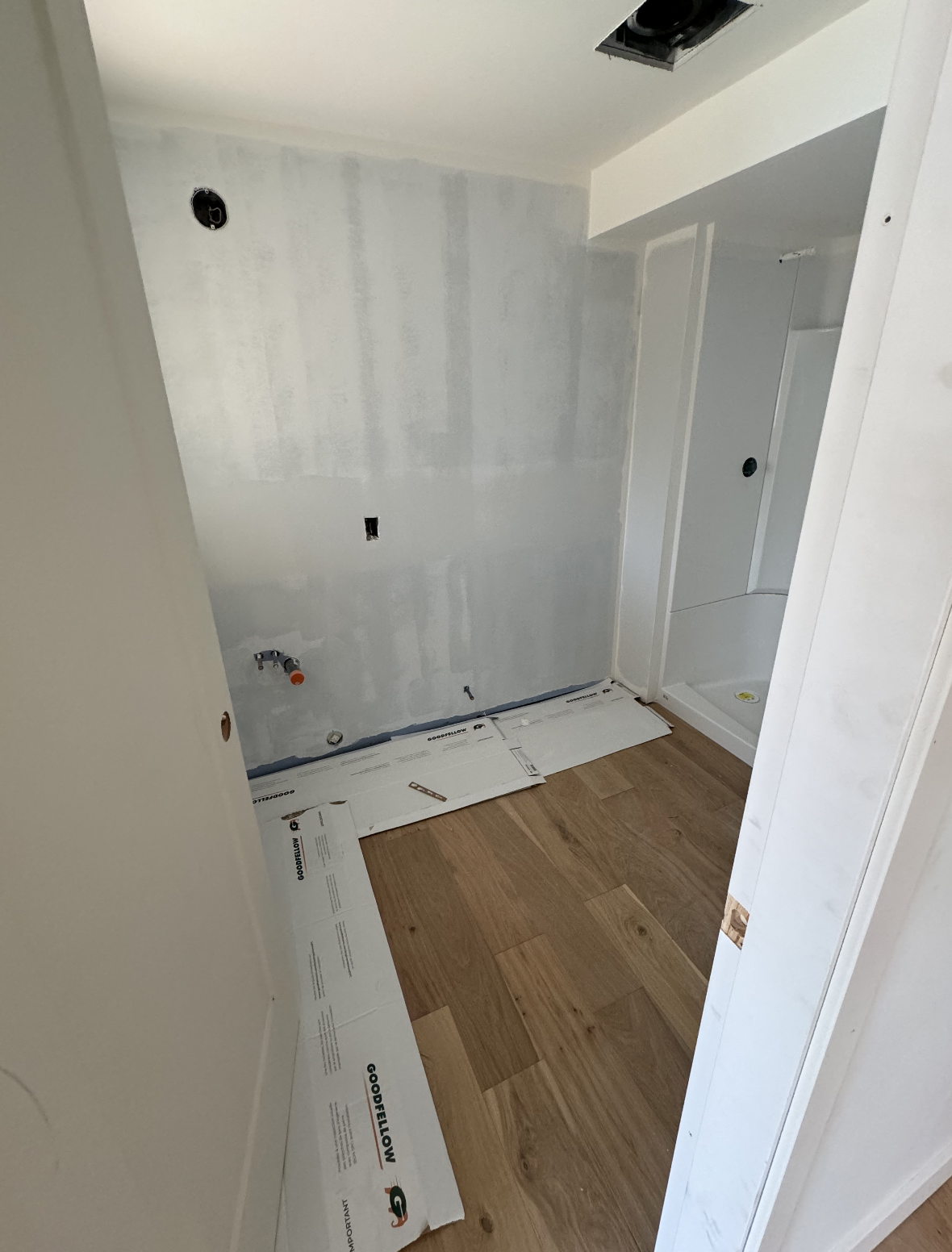 Bathroom before renovation project in Kelowna