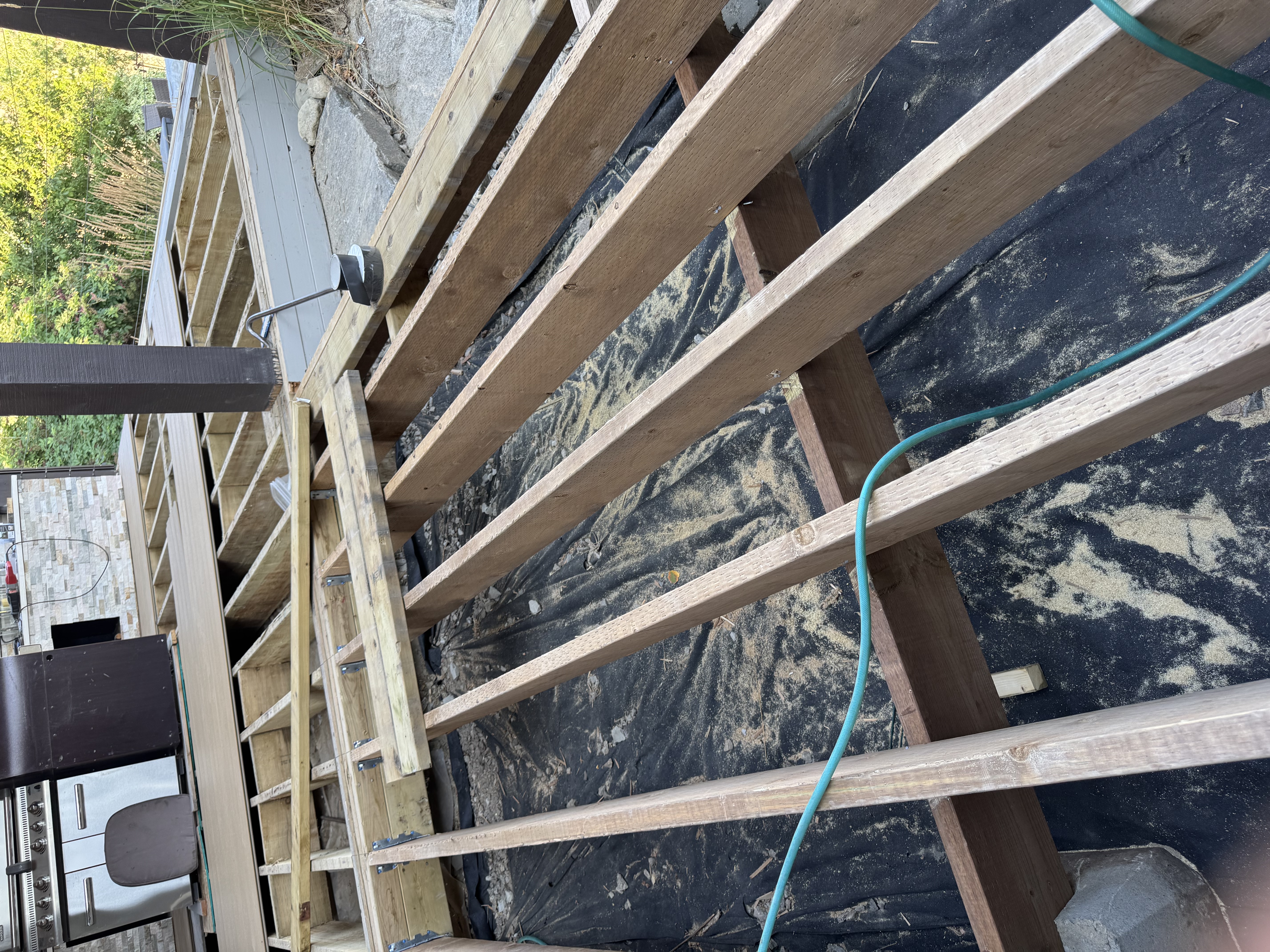 Outdoor deck Kelowna CedarWolf